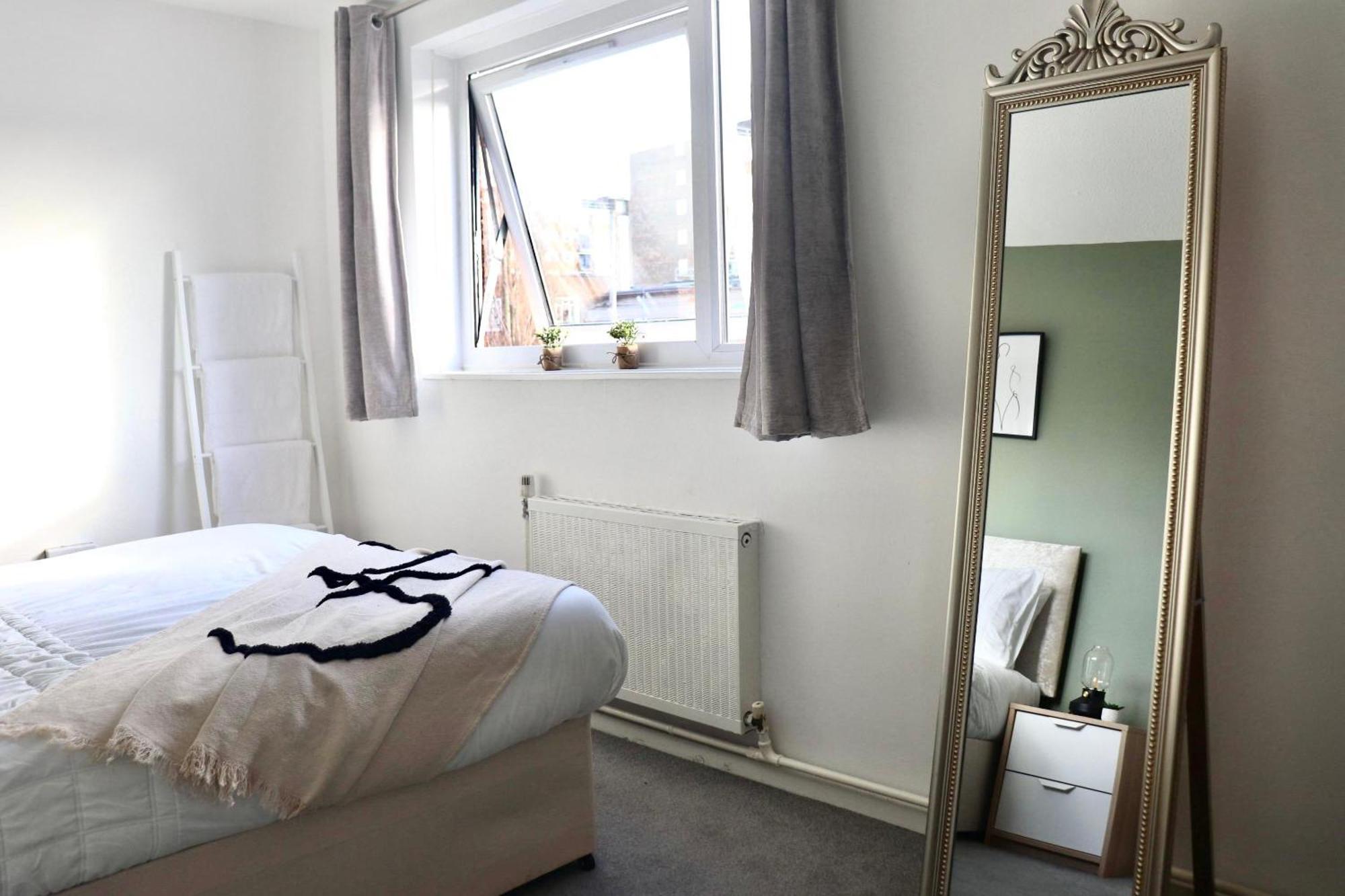 Apartamento Stunning Apartment, Sleeps 4, London, 1 Bedroom, Zone 1, Kennington - Open For Business Stays, Long And Families Relocating Londres